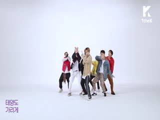 热舞BlockBShallWeDance1
