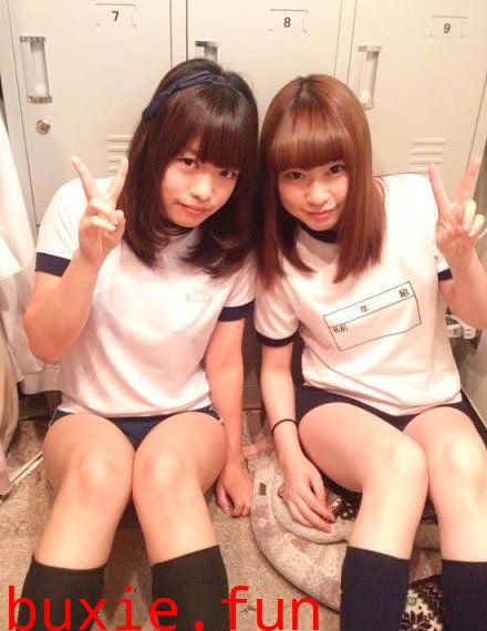 女学生