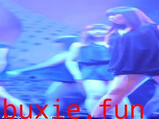 热裤小妹热舞 03