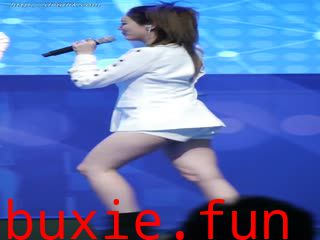 白紧包臀热裤少女 01