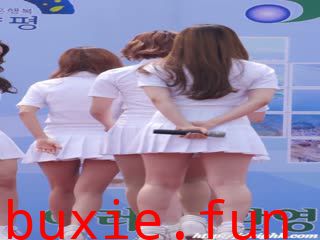 白裙细腿小妹 01