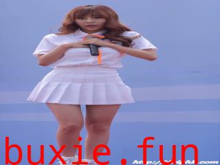 白裙细腿小妹 03